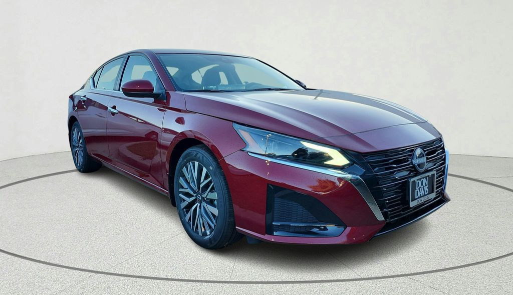 2025 Nissan Altima