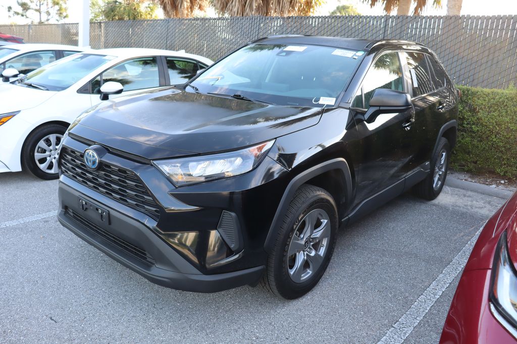 2022 Toyota RAV4 LE -
                West Palm Beach, FL