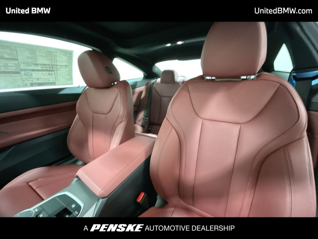 Thumbnail: 2026 BMW 4 Series - 13