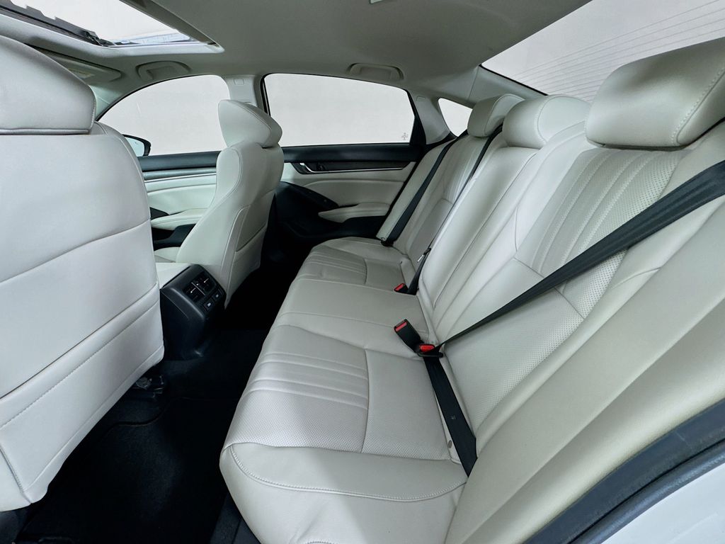 Used Car 2021 Honda Accord  Touring 2.0t For Sale Under $30,000 In Austin, Texas