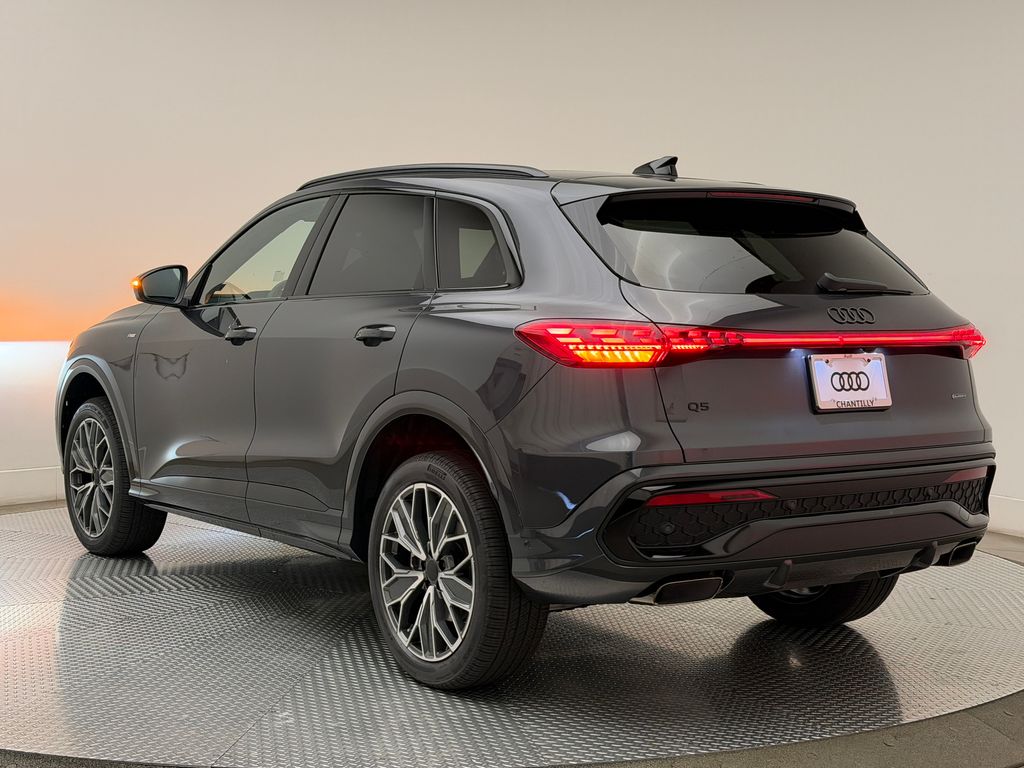 Thumbnail: 2026 Audi Q5 - 5