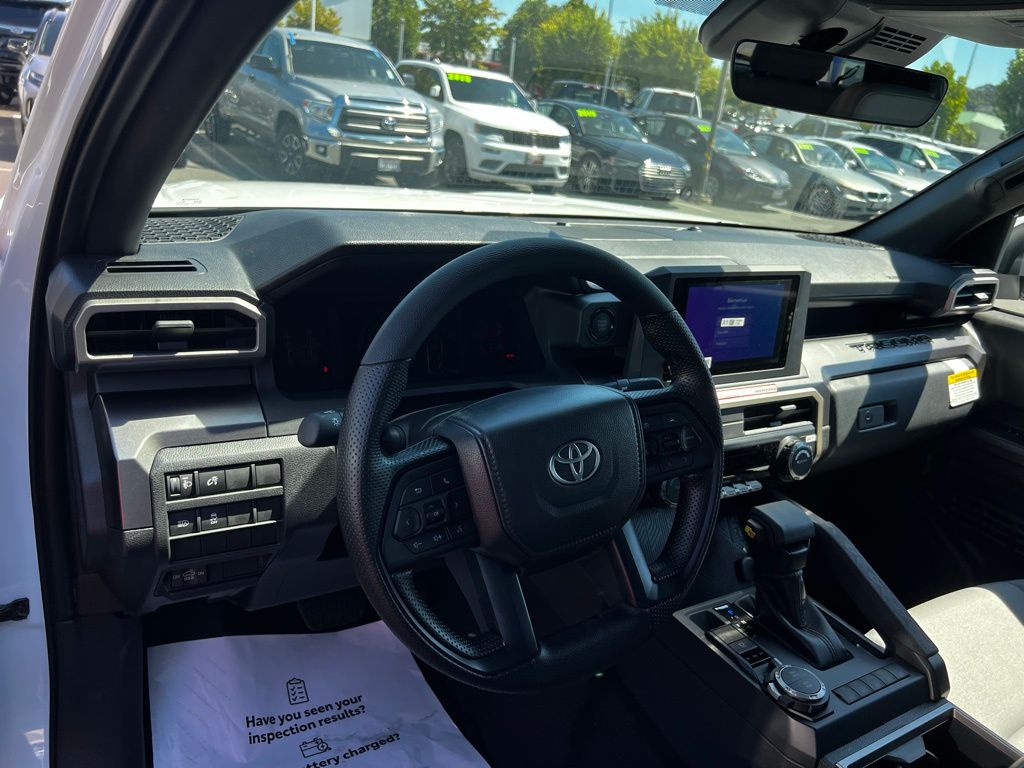 2025 Toyota Tacoma SR5 Double Cab photo 5