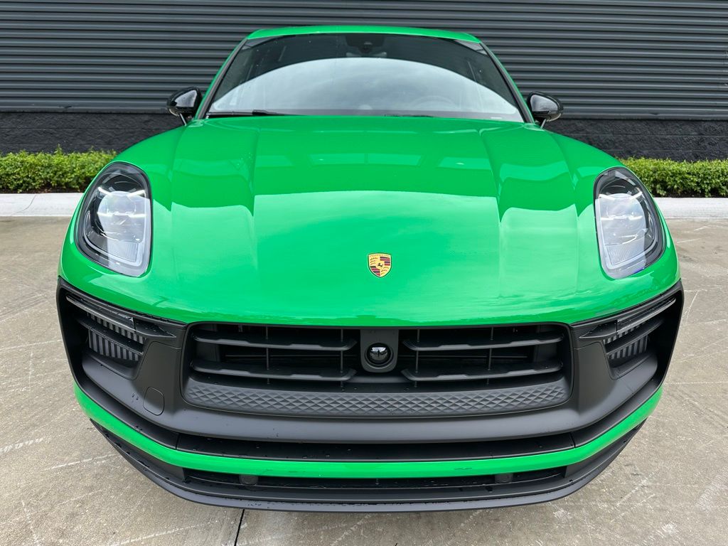 Thumbnail: 2025 Porsche Macan - 7