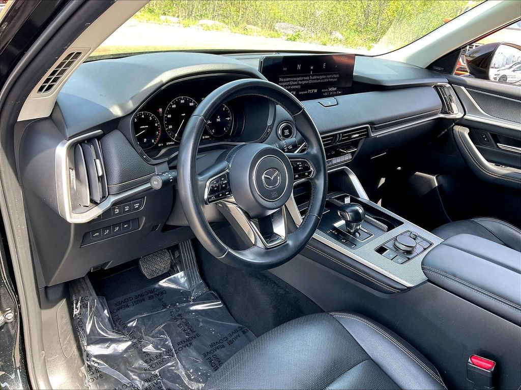 2025 Mazda CX-90 — photo 8