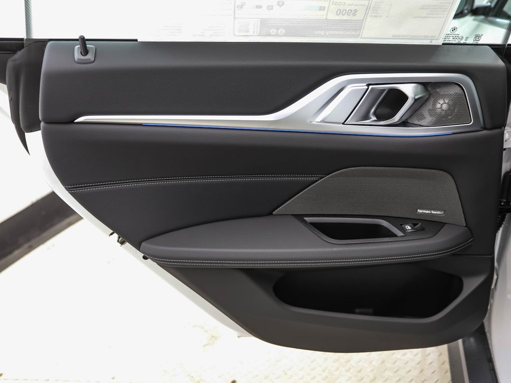 Thumbnail: 2026 BMW i4 - 20