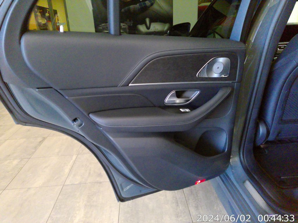 Thumbnail: 2026 Mercedes-Benz GLE - 17