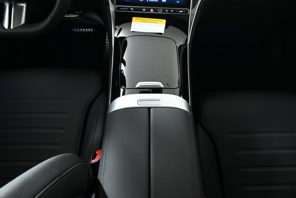 Thumbnail: 2026 Mercedes-Benz GLC - 16