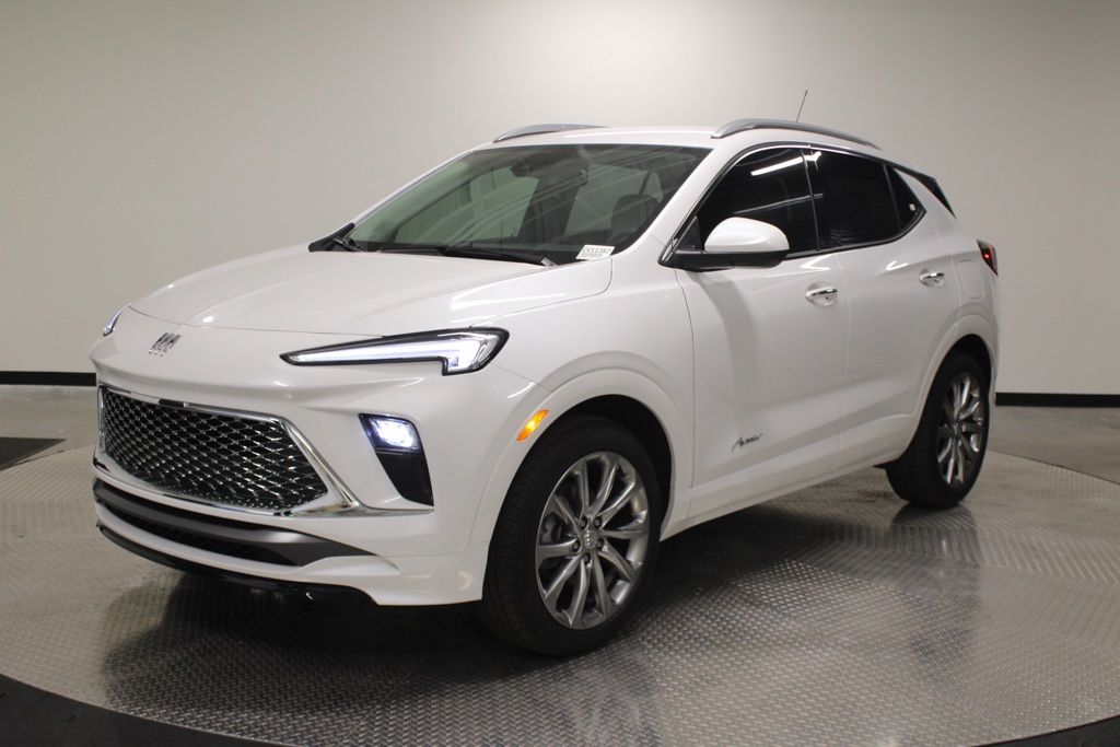 White Frost Tricoat 2025 Buick Encore GX SUV / Crossover Front-Wheel Drive Continuously Variable Transmission