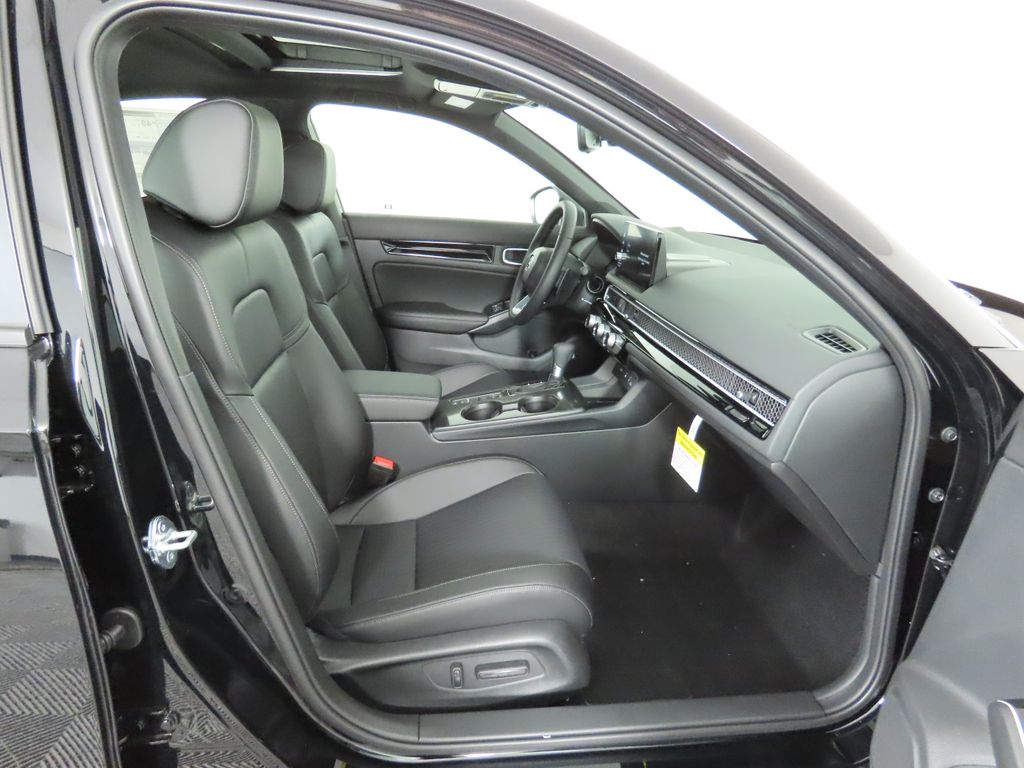 2025 Honda Civic Sport Touring 22