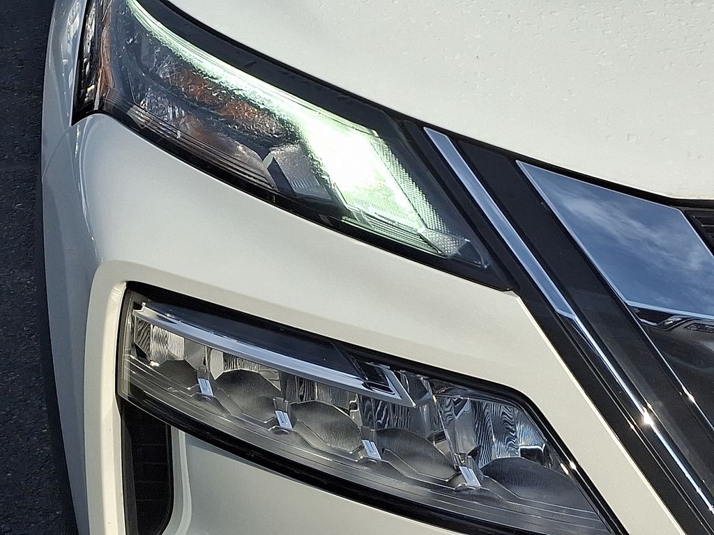 Thumbnail: 2022 Nissan Rogue - 9