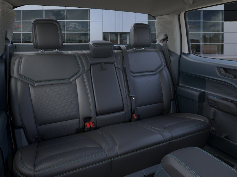 2026 Ford Maverick Lobo Standard