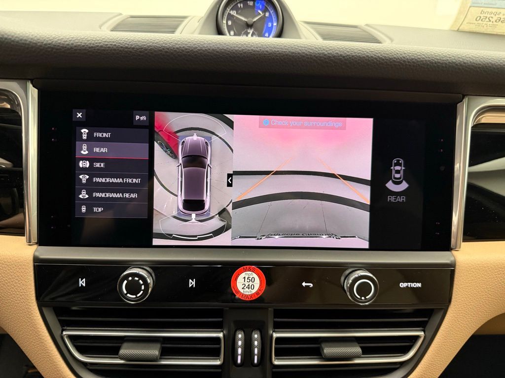 Thumbnail: 2026 Porsche Macan - 16