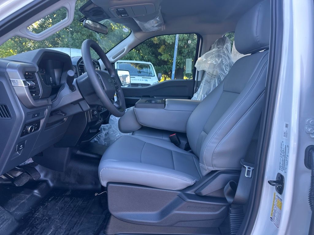 New 2025 Ford F-150 SuperCrew 5.5' Box XL