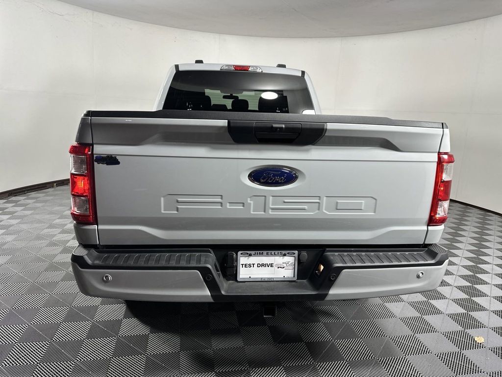 2023 Ford F-150 XL 6