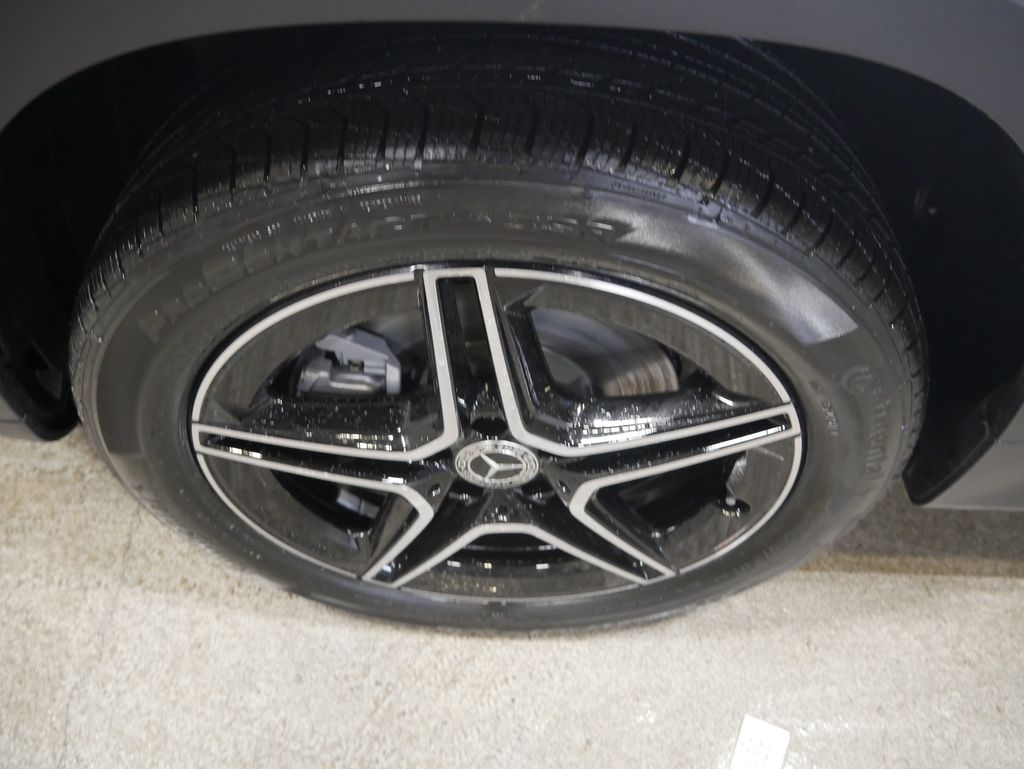 Thumbnail: 2026 Mercedes-Benz GLB - 12