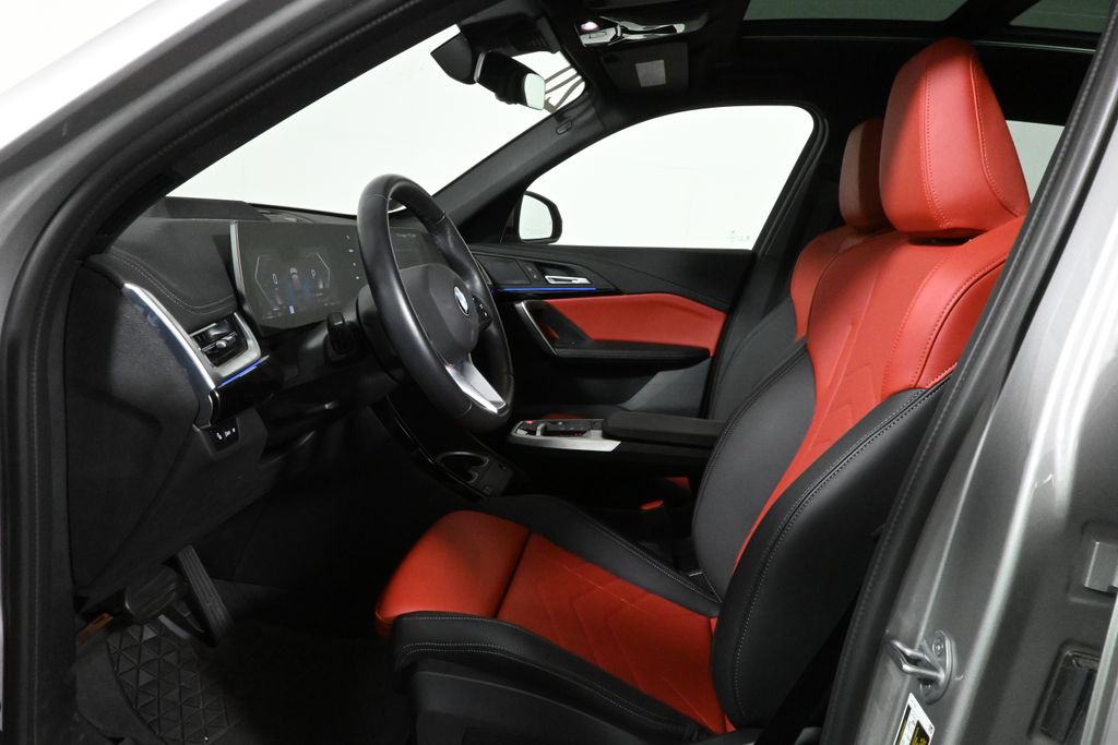 Thumbnail: 2025 BMW X1 - 3