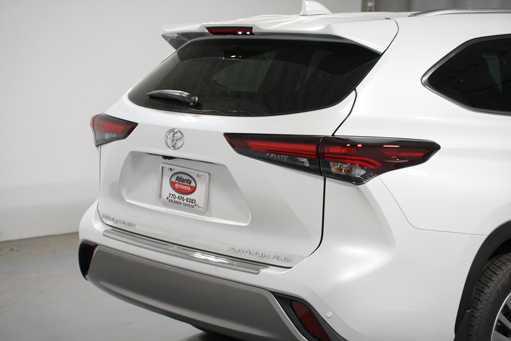 Thumbnail: 2026 Toyota Highlander - 9