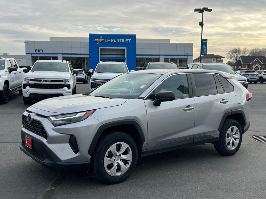 Silver Sky Metallic 2024 Toyota RAV4 LE AWD SUV / Crossover All-Wheel Drive 8-Speed Automatic