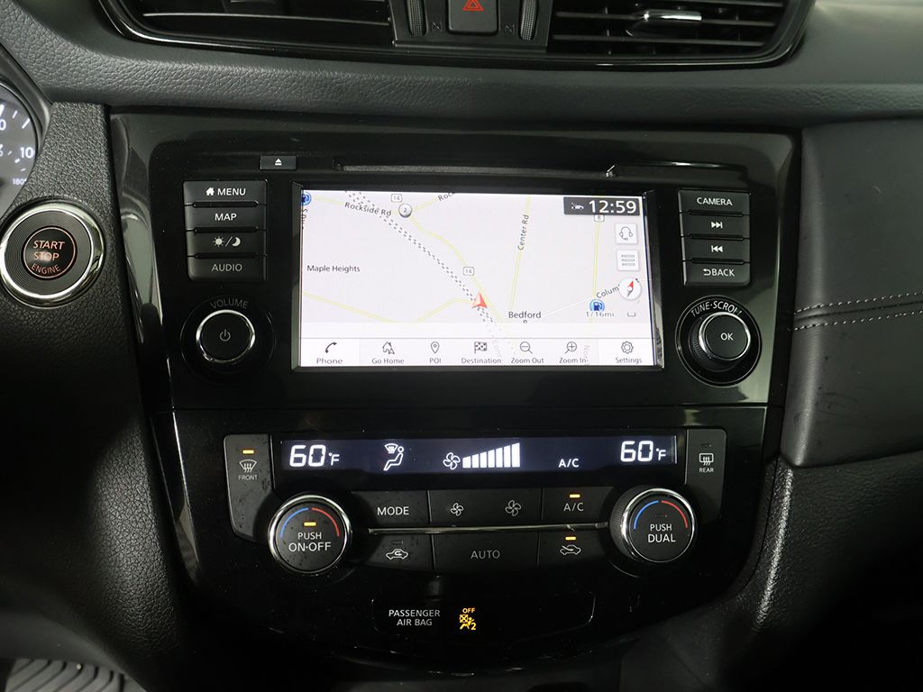 Used 2018 Blue Nissan SL image 43