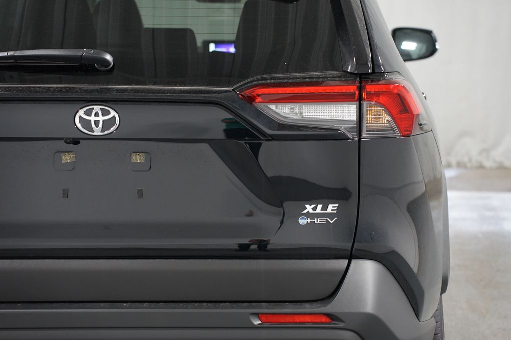 Thumbnail: 2025 Toyota RAV4 - 10