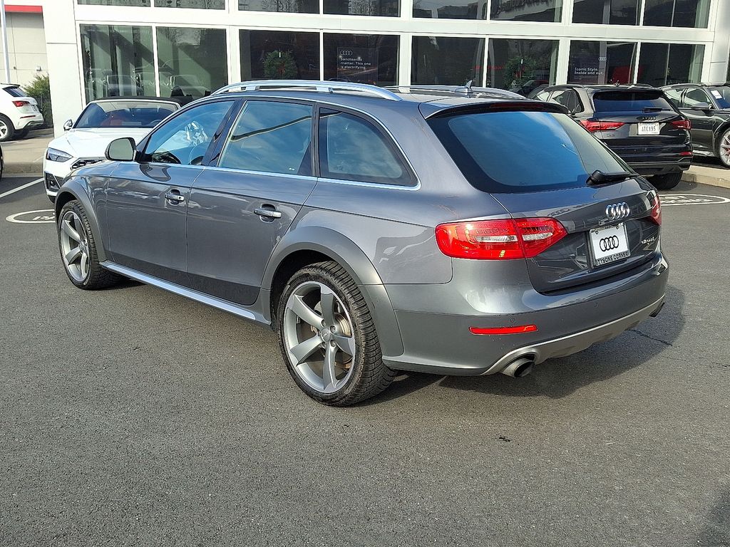 Thumbnail: 2014 Audi Allroad - 6
