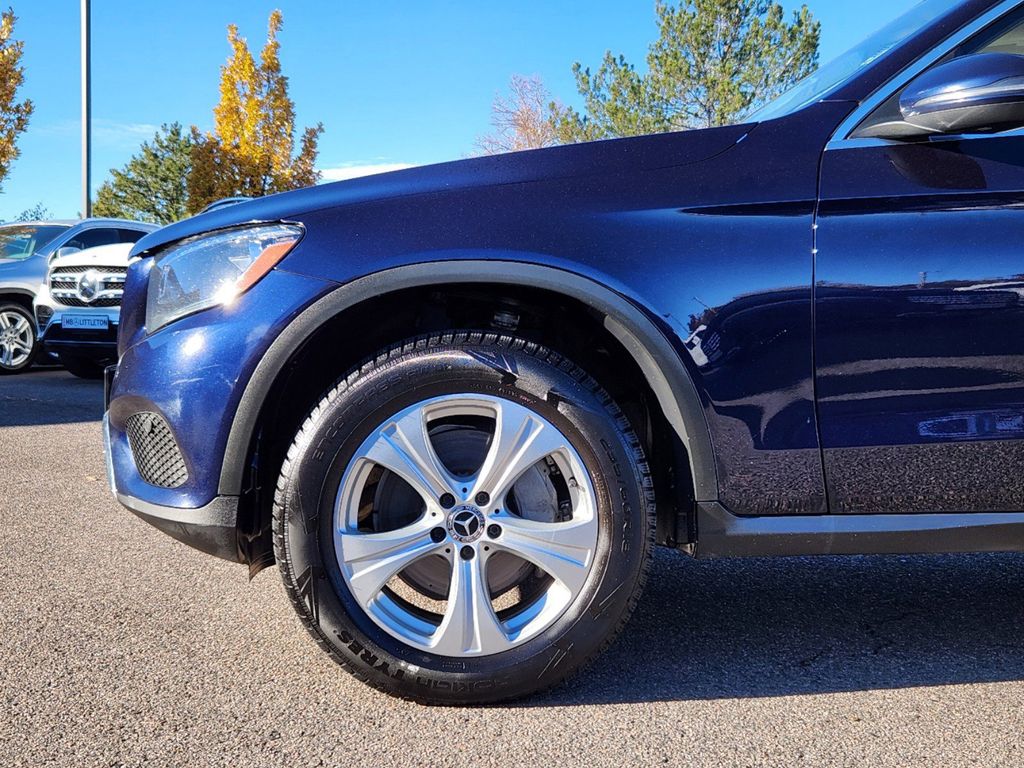 2018 Mercedes-Benz GLC GLC 300 9