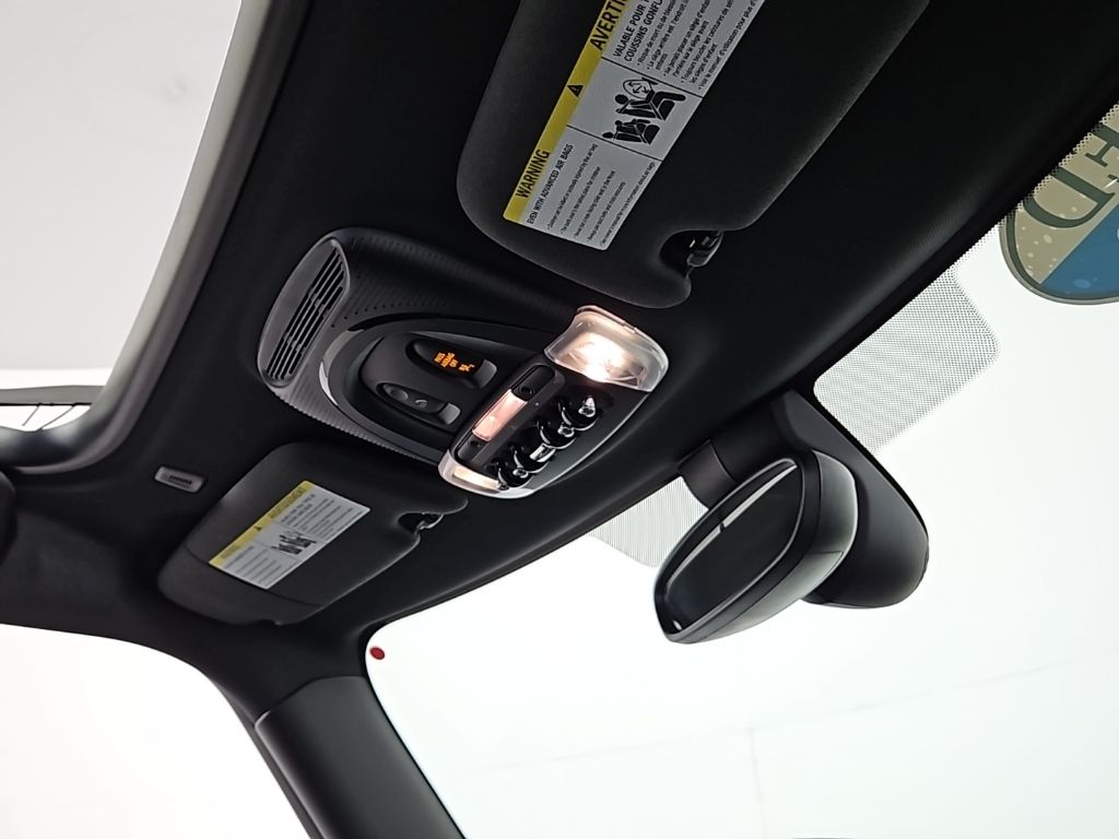 Thumbnail: 2023 MINI Cooper - 18