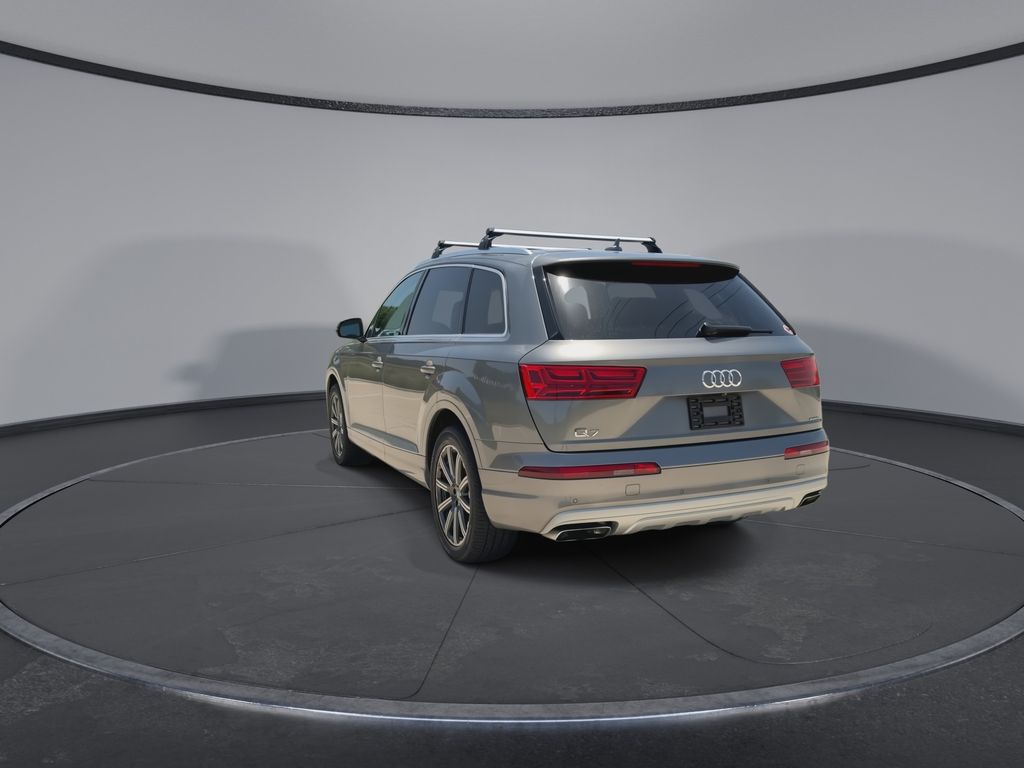 Thumbnail: 2017 Audi Q7 - 7