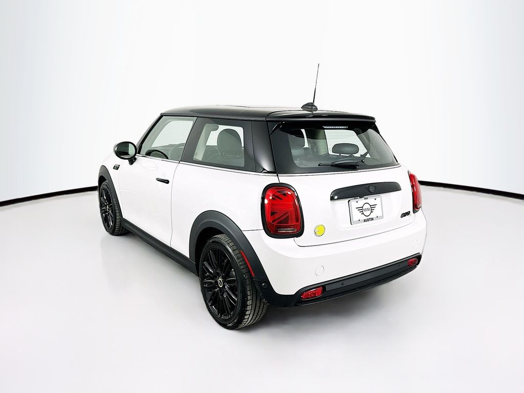 2024 MINI Cooper SE 7