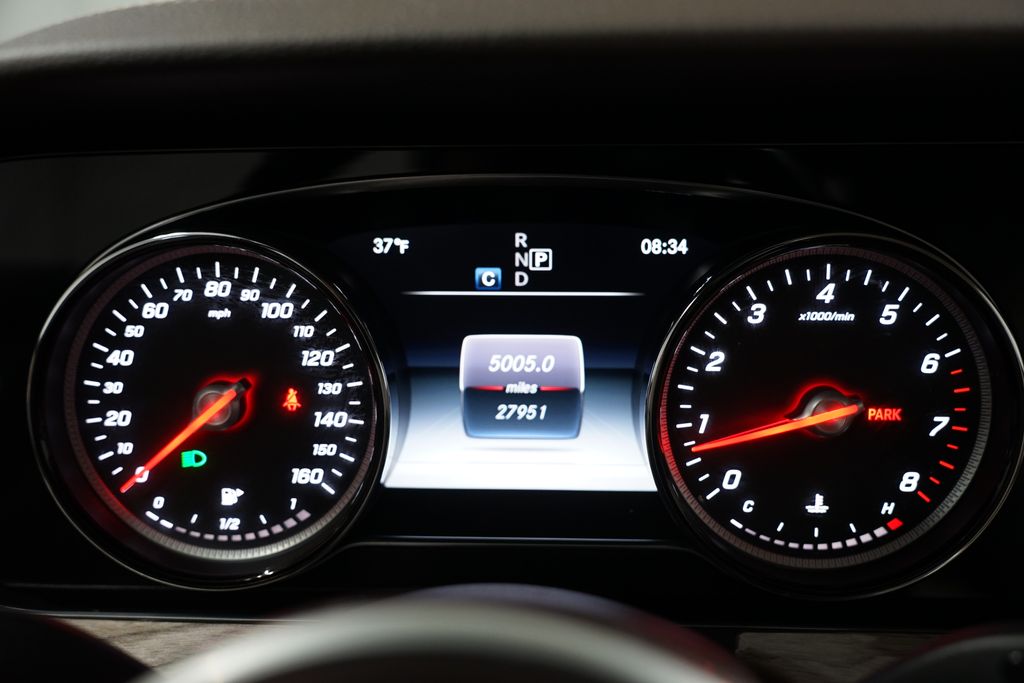 Thumbnail: 2019 Mercedes-Benz E-Class - 17