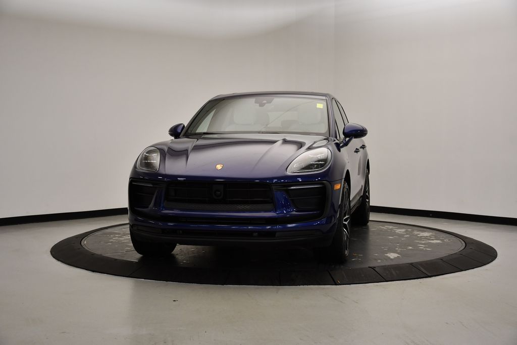 2022 Porsche Macan  8