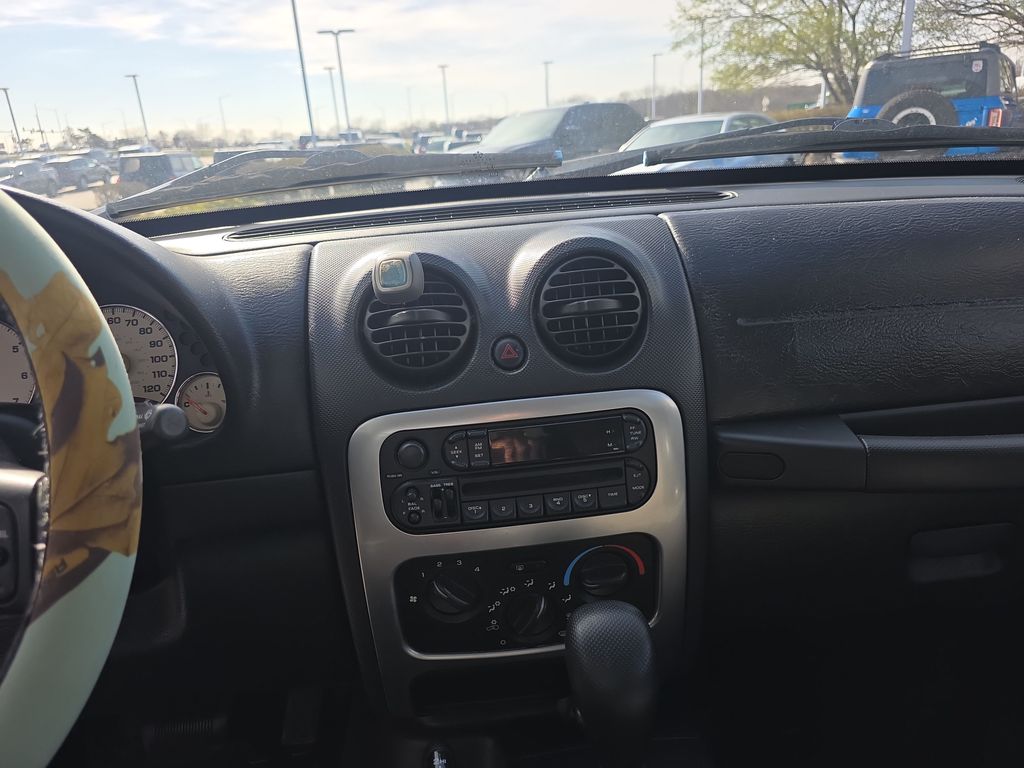 Used 2004 Silver Jeep Sport image 18