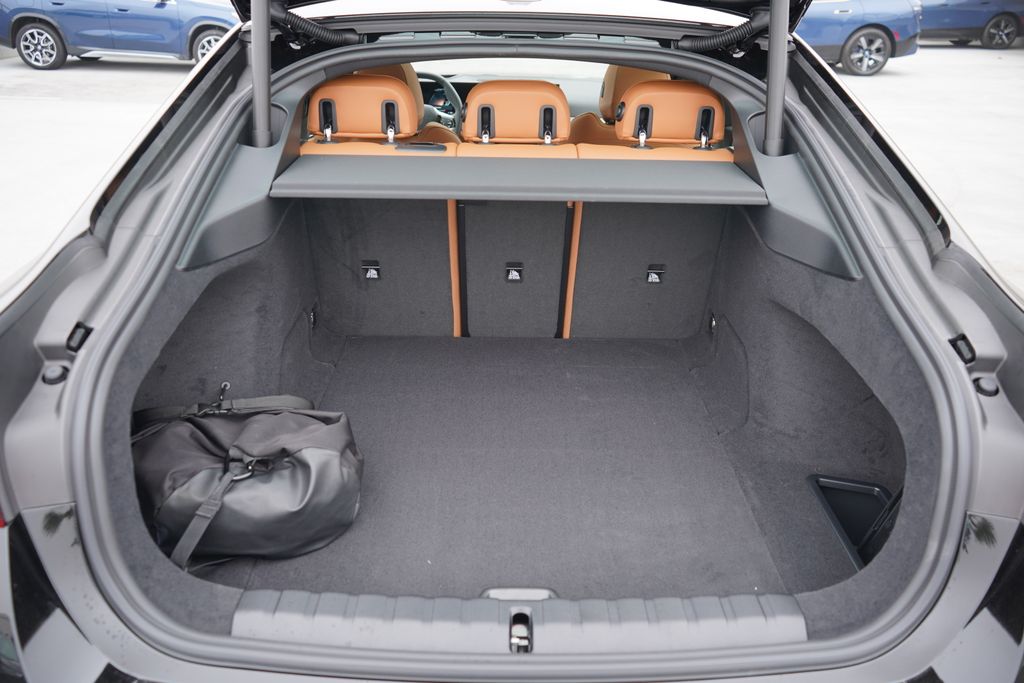 2025 BMW i4 eDrive40 21