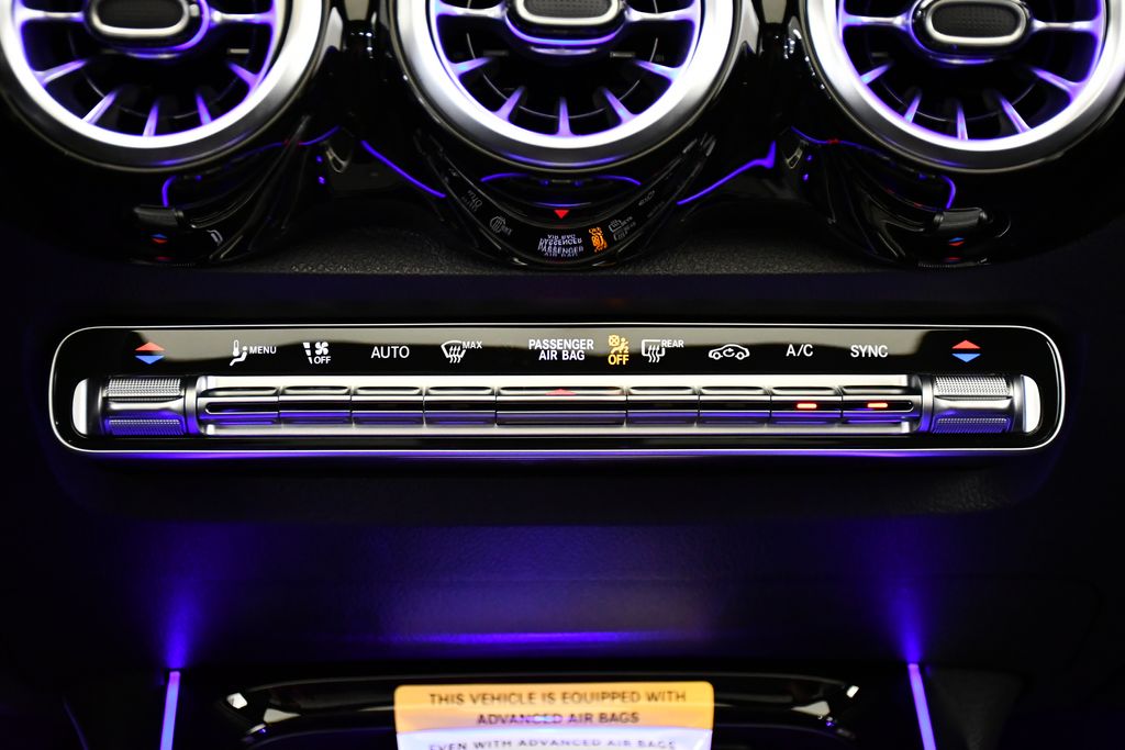 Thumbnail: 2026 Mercedes-Benz GLB - 30