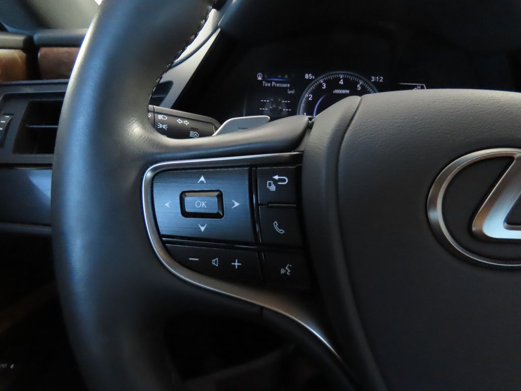2022 Lexus ES 350 11