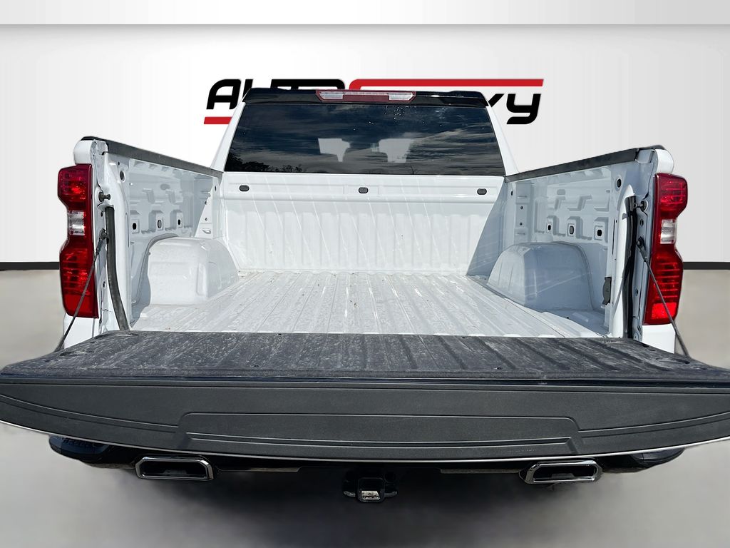 Used 2024 White Chevrolet Custom Trail Boss image 24
