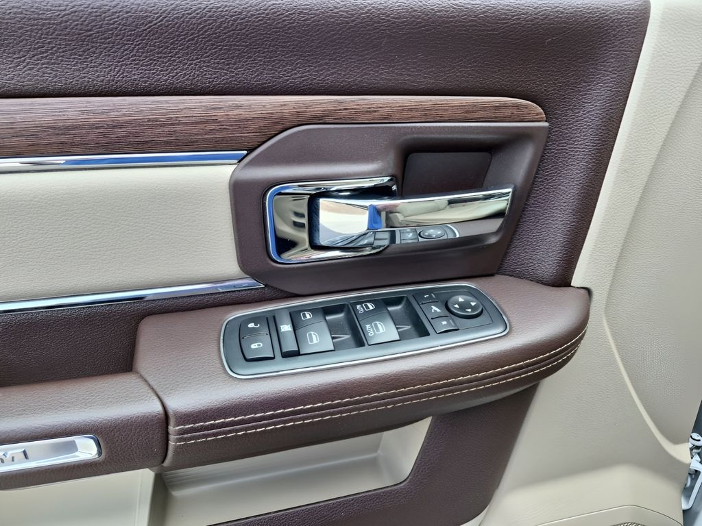 Used 2017 White Ram Laramie image 27