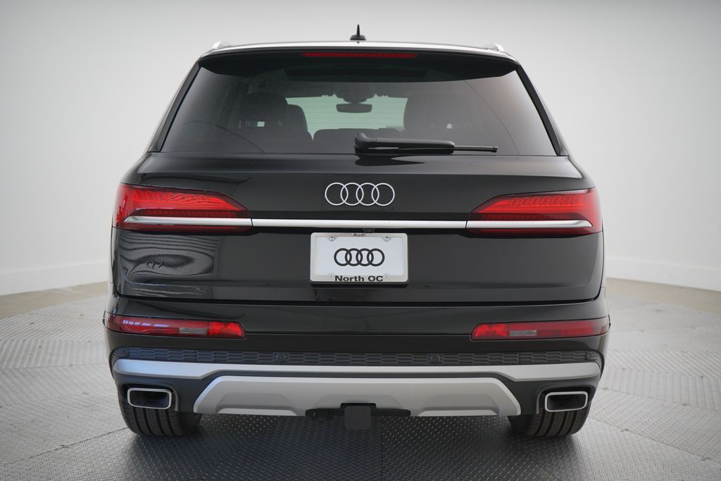 2025 Audi Q7  4