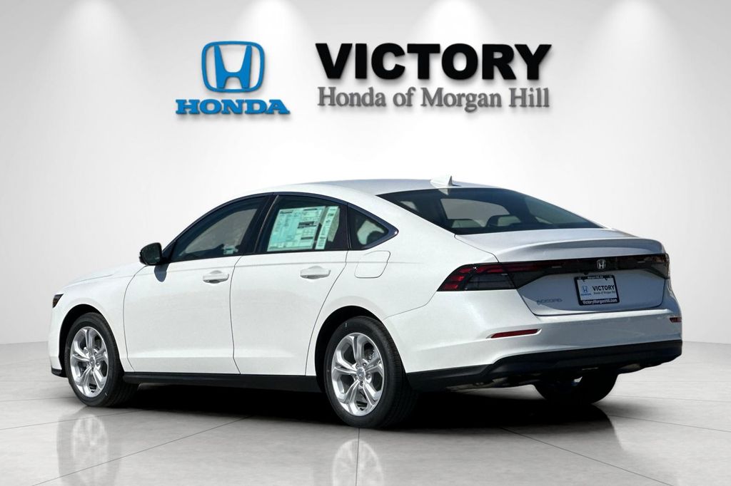 New 2026 Platinum White Pearl Honda LX image 6