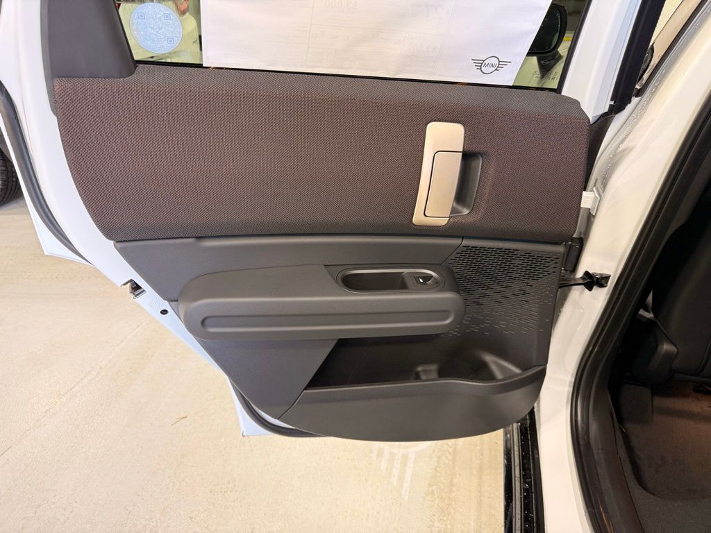 Thumbnail: 2026 MINI Cooper Countryman - 19