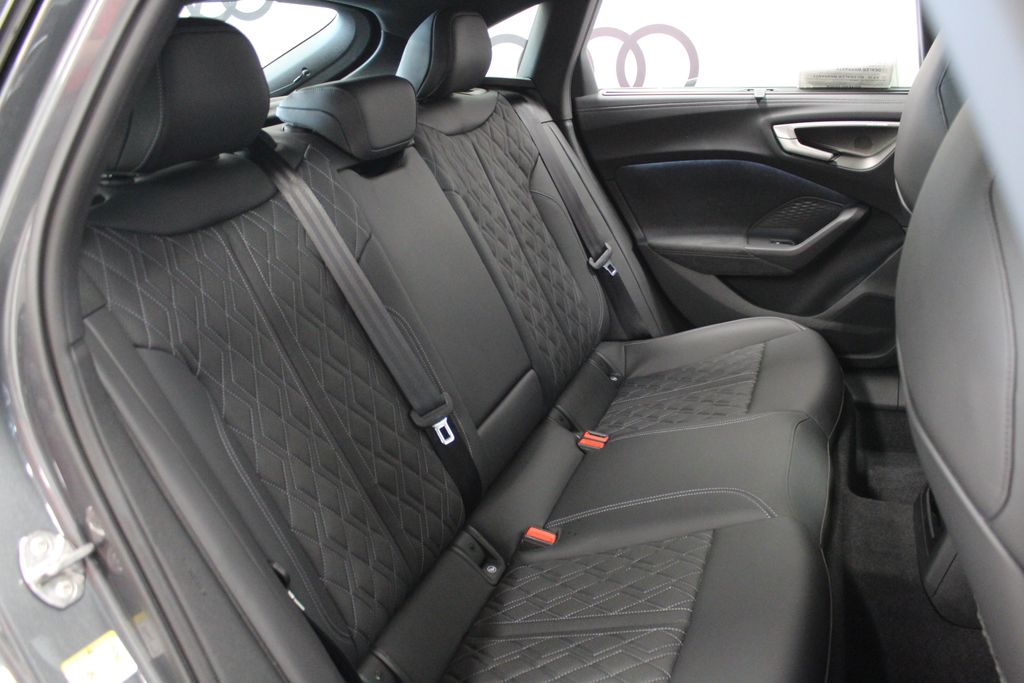 Thumbnail: 2025 Audi S5 - 32