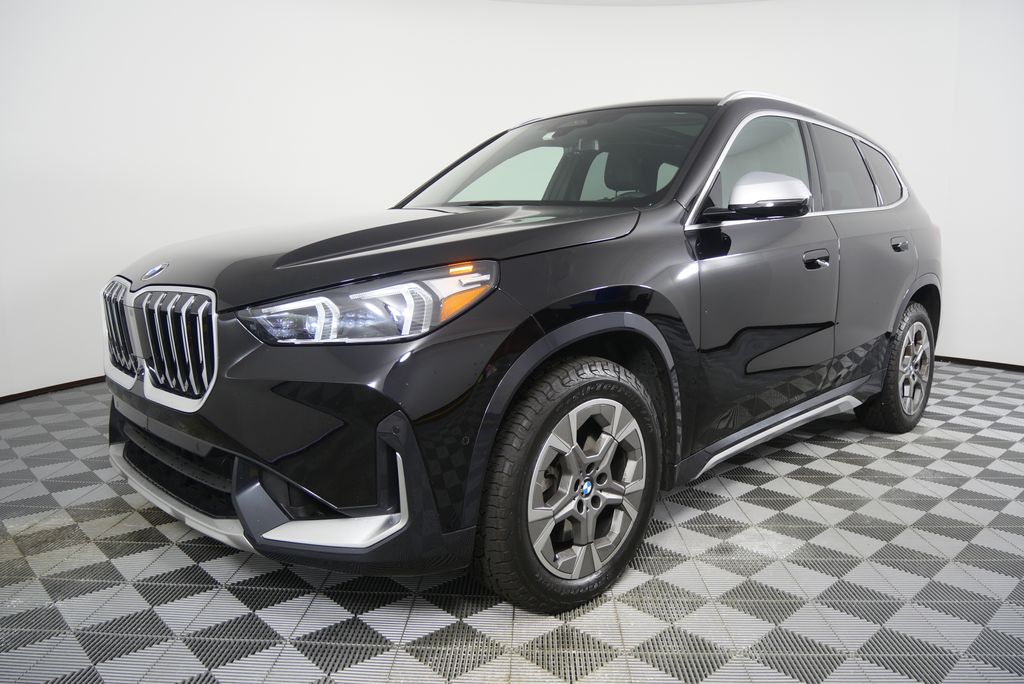 Thumbnail: 2023 BMW X1 - 7