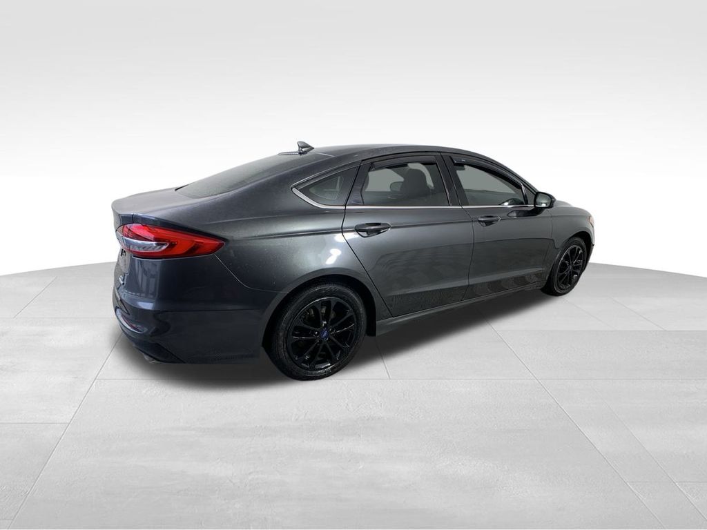 2020 Ford Fusion SE 5