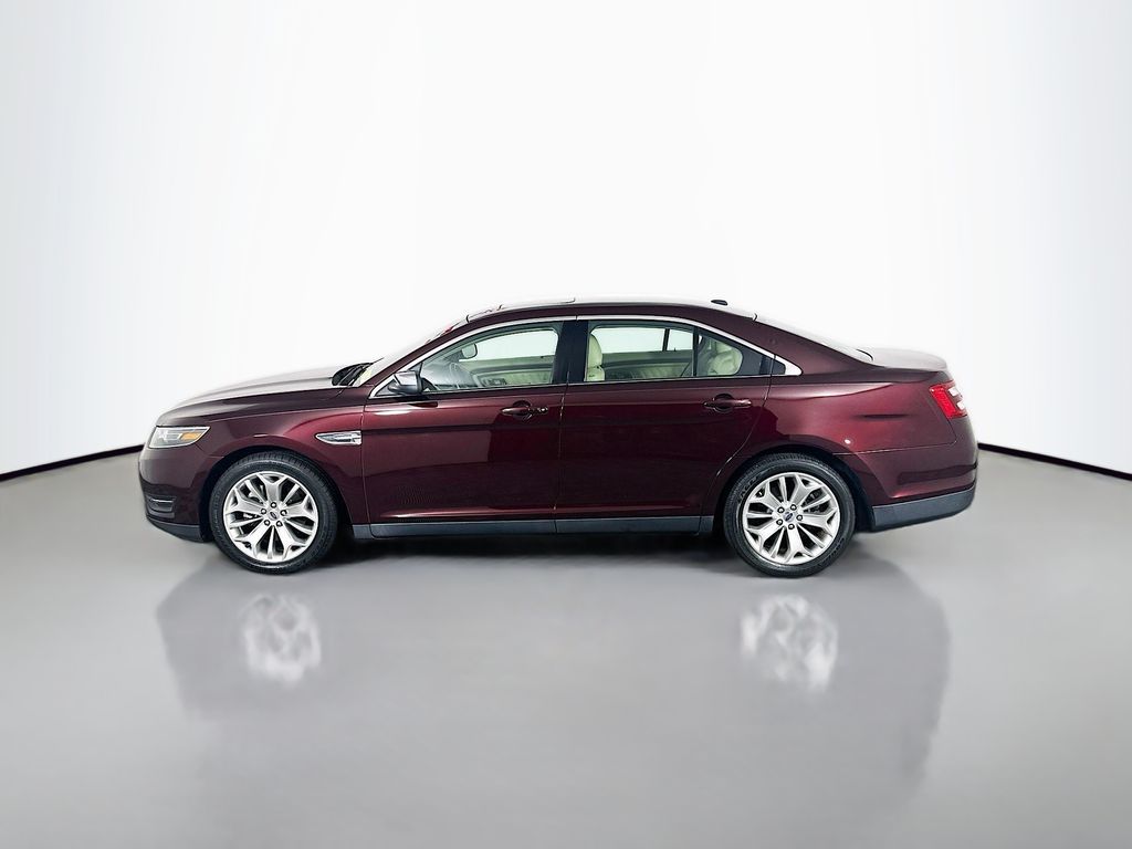 Used 2018 Red Ford Limited image 4