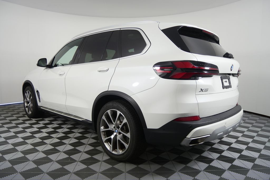Thumbnail: 2024 BMW X5 - 5