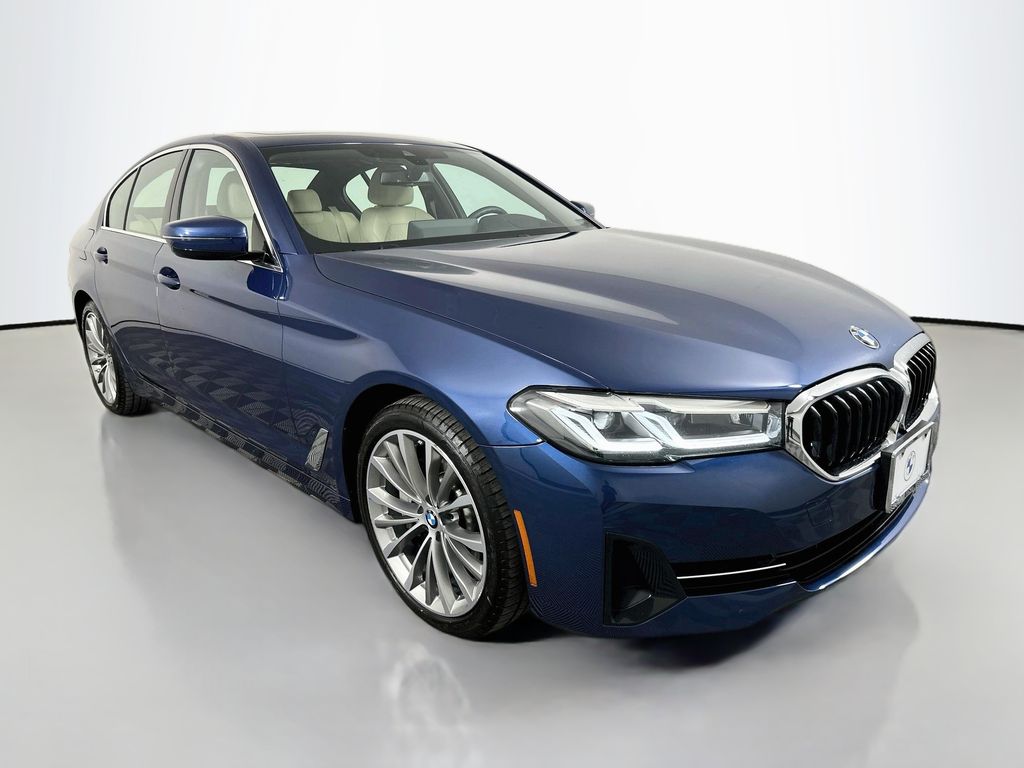 Thumbnail: 2023 BMW 5 Series - 3