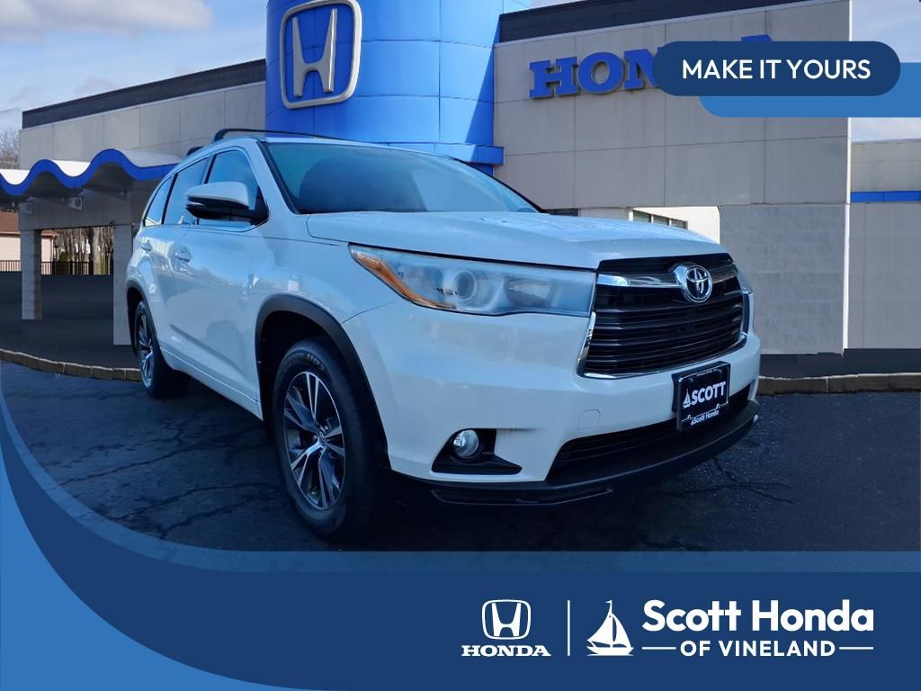 2016 Toyota Highlander XLE AWD