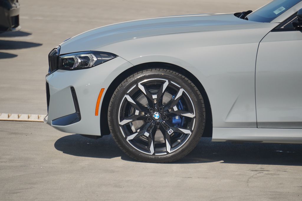 Thumbnail: 2025 BMW 3 Series - 5