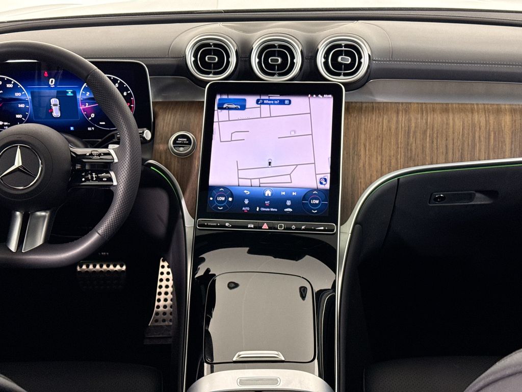 Thumbnail: 2025 Mercedes-Benz GLC - 14