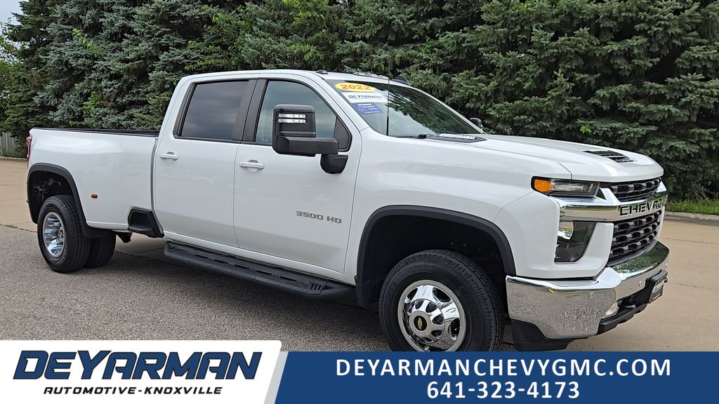  2022 Chevrolet Silverado 3500HD LT Crew Cab 4WD   